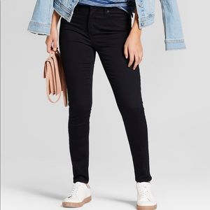 Women’s black jeans